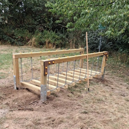 Neue Wackelbr&uuml;cke f&uuml;r unseren Spielplatz